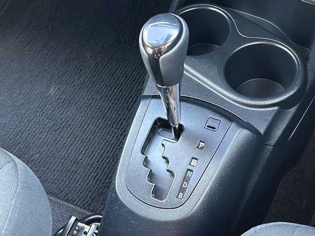 トヨタ アクア S スタイルブラック 愛知県 2018(平30)年 7.8万km シルバー 純正SDナビ　/バックカメラ　/Ｂｌｕｅｔｏｏｔｈ　/ワンセグＴＶ　/前ドラレコ　/ＥＴＣ　/ＣＤ　ＤＶＤ　/前後ソナー　/オートハイビーム　/社外アルミホイール　/ＬＥＤヘッドライト　/プッシュスタート