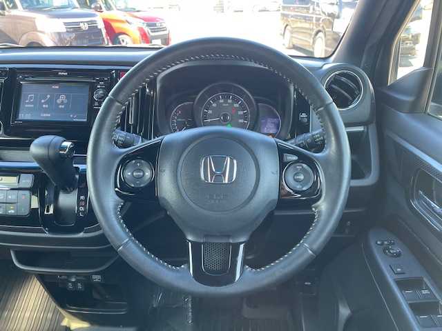 ホンダ Ｎ ＷＧＮ カスタム G SSパッケージ 静岡県 2017(平29)年 2.1万km シャイニンググレーM ●社外ディスプレイオーディオ/(ワンセグ/CD)/(ギャザズ/WX-171CP)/●ハーフレザーシート/●バックカメラ/●クルーズコントロール/●シティブレーキアクティブシステム/●フォグランプ/●オートライト/●革巻きステアリング/●ステアリングスイッチ/●ビルトインETC/●前後ドライブレコーダー/●電動格納ウィンカーミラー/●ドアバイザー/●スマートキー/●プッシュスタート/●純正ラバーマット/●純正14インチアルミホイール/●ダブル+サイド+カーテンSRS+ABS