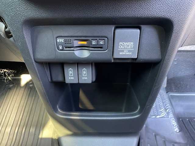 ホンダ Ｎ ＷＧＮ カスタム G SSパッケージ 静岡県 2017(平29)年 2.1万km シャイニンググレーM ●社外ディスプレイオーディオ/(ワンセグ/CD)/(ギャザズ/WX-171CP)/●ハーフレザーシート/●バックカメラ/●クルーズコントロール/●シティブレーキアクティブシステム/●フォグランプ/●オートライト/●革巻きステアリング/●ステアリングスイッチ/●ビルトインETC/●前後ドライブレコーダー/●電動格納ウィンカーミラー/●ドアバイザー/●スマートキー/●プッシュスタート/●純正ラバーマット/●純正14インチアルミホイール/●ダブル+サイド+カーテンSRS+ABS