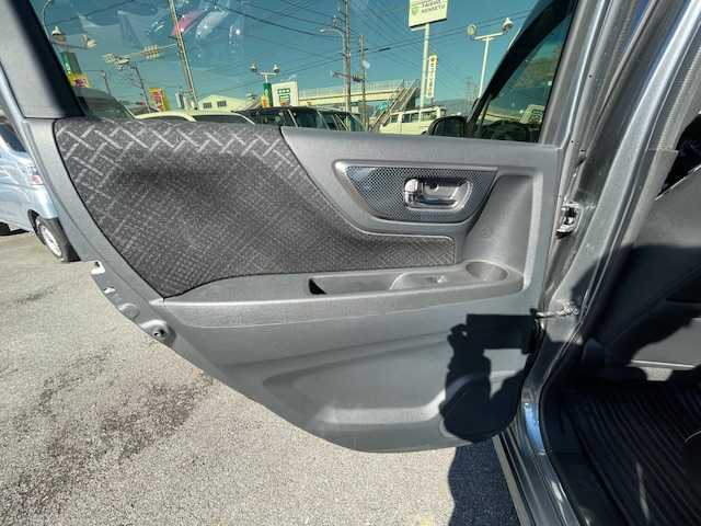 ホンダ Ｎ ＷＧＮ カスタム G SSパッケージ 静岡県 2017(平29)年 2.1万km シャイニンググレーM ●社外ディスプレイオーディオ/(ワンセグ/CD)/(ギャザズ/WX-171CP)/●ハーフレザーシート/●バックカメラ/●クルーズコントロール/●シティブレーキアクティブシステム/●フォグランプ/●オートライト/●革巻きステアリング/●ステアリングスイッチ/●ビルトインETC/●前後ドライブレコーダー/●電動格納ウィンカーミラー/●ドアバイザー/●スマートキー/●プッシュスタート/●純正ラバーマット/●純正14インチアルミホイール/●ダブル+サイド+カーテンSRS+ABS