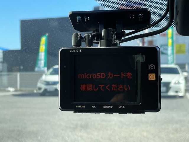 トヨタ プリウス S 茨城県 2019(平31)年 10.5万km アティチュードブラックマイカ 純正ナビ/ドライブレコーダー/ETC/フルセグテレビ/バックカメラ/プッシュスタート/クルーズコントロール/ドアバイザー/ウィンカーミラー/LEDヘッドライト