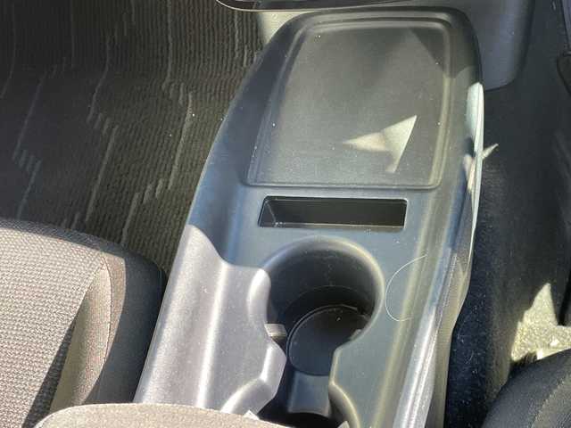 トヨタ プリウス S 茨城県 2019(平31)年 10.5万km アティチュードブラックマイカ 純正ナビ/ドライブレコーダー/ETC/フルセグテレビ/バックカメラ/プッシュスタート/クルーズコントロール/ドアバイザー/ウィンカーミラー/LEDヘッドライト