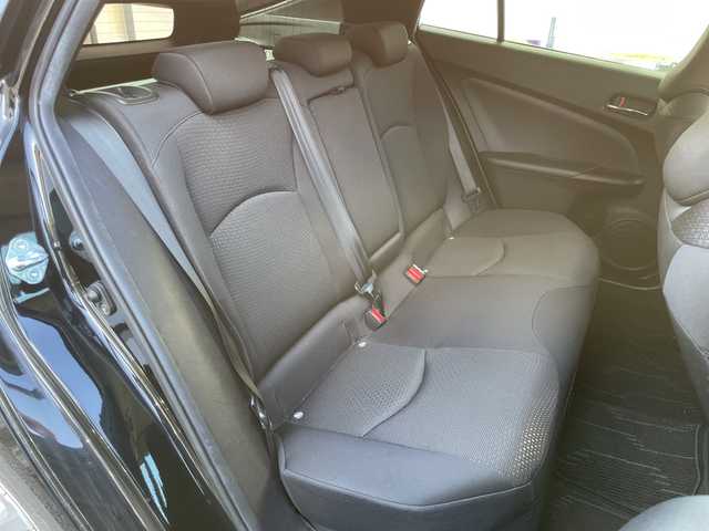 トヨタ プリウス S 茨城県 2019(平31)年 10.5万km アティチュードブラックマイカ 純正ナビ/ドライブレコーダー/ETC/フルセグテレビ/バックカメラ/プッシュスタート/クルーズコントロール/ドアバイザー/ウィンカーミラー/LEDヘッドライト