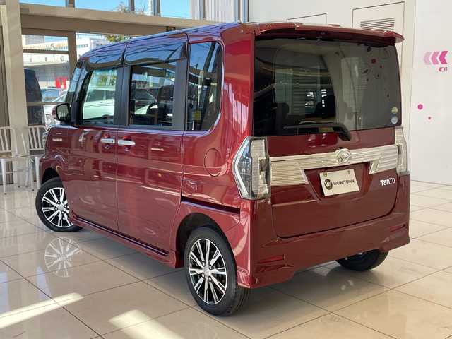 ダイハツ タント カスタム X トップED SA Ⅲ 埼玉県 2018(平30)年 5.9万km ファイアークォーツレッドM スマートアシスト /純正8インチメモリナビ/　　CD/DVD/BT/フルセグ /バックカメラ /片側パワースライドドア  /LEDオートライト /ハーフレザーシート /シートヒーター /純正14インチアルミホイール /ステアリングスイッチ /ETC