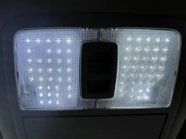 トヨタ ヴァンガード 240S 道央・札幌 2008(平20)年 11.5万km トープM ・４WD/・寒冷地仕様/・社外ナビ/　CD＆DVD＆HDD＆AUX/・バックカメラ/・社外エンジンスターター/・ダウンヒルアシスト/・オートエアコン/・オートライト/・ETC/・ワイパー熱線/・電動格納ミラー/・MT付きAT/・クルーズコントロール/・プッシュスタート/・スマートキー/・前方ドライブレコーダー/・社外レーダー/・HIDヘッドライト/・純正フロアマット/・ドアバイザー/・ウィンカーミラー/・フォグライト/・カーテンエアバッグ
