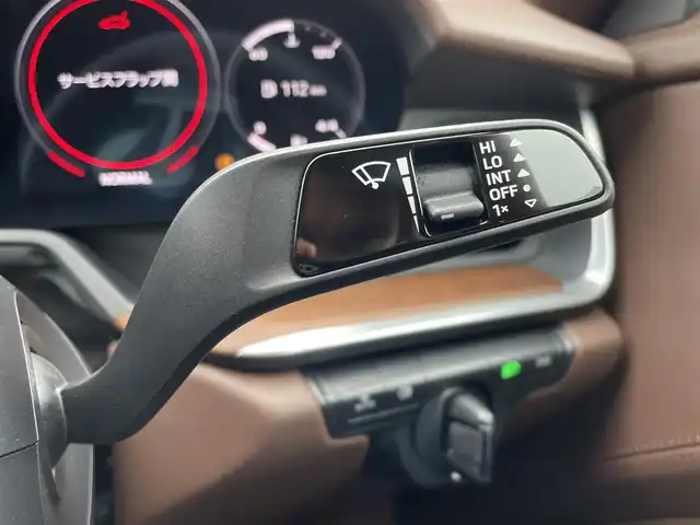 ポルシェ ポルシェ ９１１ タルガ4 東京都 2021(令3)年 0.5万km ピュアホワイト スポーツクロノＰ/２０／２１インチＲＳスパイダーデザインＡＷ/ウッドパネル/レザーインテリア/１４Ｗａｙパワーシート/シートヒーター/純正ナビ　/３6０°カメラ/ＢＳＡ/ブレーキアシスト/クルコン/保証書/取扱説明書