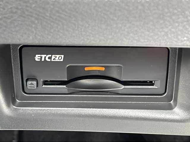 日産 セレナ e－パワー ハイウェイスター V 三重県 2025(令7)年 0.1万km未満 プリズムホワイト 登録済未使用車/純正12.3型ナビ/純正後席フリップダウンモニター/全周囲カメラ/プロパイロット/純正前後ドライブレコーダー/純正ビルトインETC2.0/純正デジタルインナーミラー/ワイヤレス充電器/ステアリングリモコン/電子パーキング/LEDヘッドライト/USB給電/ハンドル支援/衝突軽減ブレーキ/車線抑制/先行車発進お知らせ/踏み間違い防止/BSM/電動格納ミラー/禁煙車