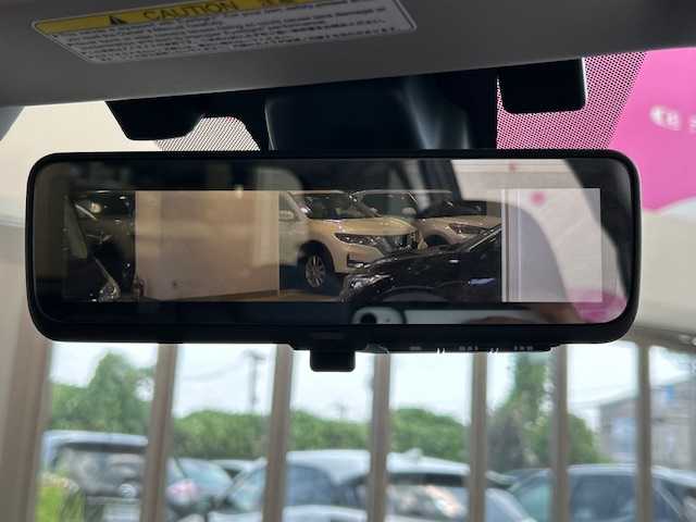 スバル フォレスター ハイブリッド アドバンス 埼玉県 2018(平30)年 3.4万km クリスタルブラックシリカ アイサイト /純正メモリナビ/　　CD/DVD/BT/フルセグ /バックカメラ /パワーバックドア /レーダークルーズコントロール /LEDオートライト /ハーフレザーシート /シートヒーター /メモリシート /純正18インチアルミホイール /ブラインドスポットモニター/電子パーキング/パドルシフト/インテリジェントミラー/ステアリングスイッチ/ETC