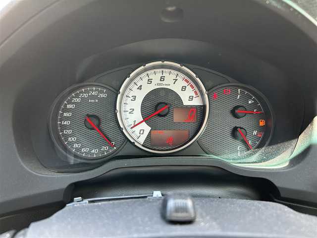 トヨタ ８６ GT 埼玉県 2012(平24)年 11.1万km ダークグレーメタリック SDナビ　品番:NSDD-W61/(AM/FM/BT/DVD)/ETC/前方ドライブレコーダー　品番:ZDR-012　/アイドリングストップ/オートライト/オートエアコン/プッシュスタートボタン/スマートキー×2/プッシュスタート/純正フロアマット/純正アルミホイールスタッドレスタイヤ/補助ミラー/車両/ナビ 取扱説明書/保証書