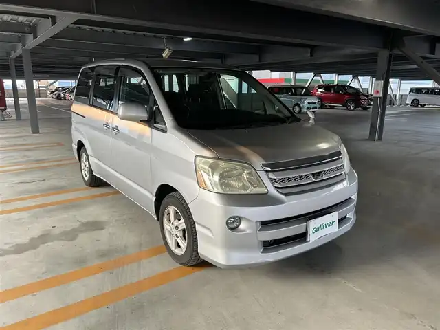 トヨタ ノア X LTD 静岡県 2006(平18)年 17.9万km シルバーM 社外ナビ/バックカメラ/両側電動スライドドア/リモコンキー/ETC/HIDヘッドライト/フォグランプ