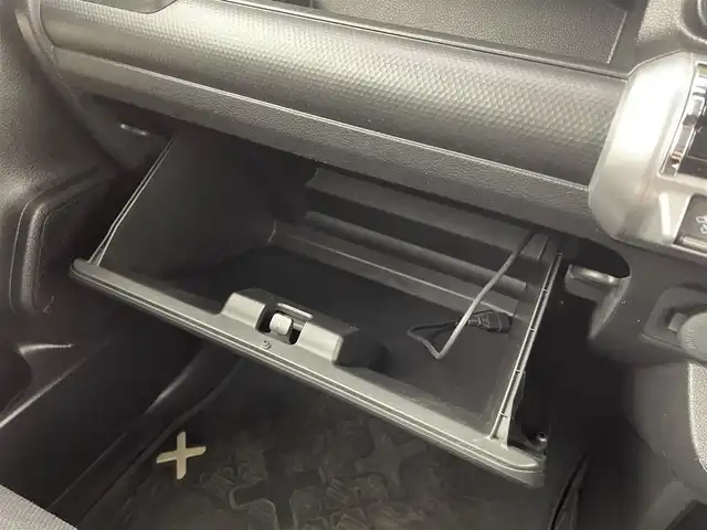 スズキ クロスビー HYBRID MZ 福井県 2018(平30)年 5.9万km キャラバンアイボリーパールメタリック/ホワイト 2トーンルーフ KENWOODナビ/CD/DVD/Bluetooth/フルセグ/パドルシフト/クルーズコントロール/ターボ/シートヒーター/オートライト/フォグランプ/LEDヘッドライト/車線逸脱警告機能/衝突軽減システム