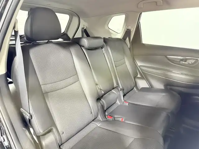 日産 エクストレイル 20X 大阪府 2018(平30)年 1.8万km ダイヤモンドブラック プロパイロット　デジタルインナーミラー　レザーシート　純正大型９インチナビＴＶ　全方位カメラ　ＴＶキャンセラー　シートヒーター　ＥＴＣ　ドラレコ　ルーフレール　レーンアシスト　クリアランスソナー
