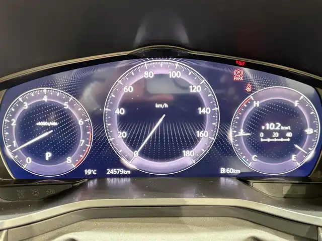 マツダ ＣＸ－６０ 25S Lパッケージ 愛知県 2023(令5)年 2.5万km ロジウムホワイトプレミアムメタリック 純正１２．３インチディスプレイ/サンルーフ/ＢＯＳＥサウンドシステム/３６０°ビューモニター/レーダークルーズコントロール/衝突軽減ブレーキ/車線逸脱警報/ブラインドスポットモニター/クリアランスソナー/ヘッドアップディスプレイ/パワーバックドア/電動パーキングブレーキ/ブレーキホールド/レザーシート/パワーシート【シートメモリー機能付】/ハンドルヒーター/シートヒーター/パドルシフト/前後ドライブレコーダー/ビルトインＥＴＣ/USB＆HDMI入力端子/ＬＥＤヘッドライト/アイドリングストップ/ISOFIX/純正フロアマット/純正20インチアルミホイール