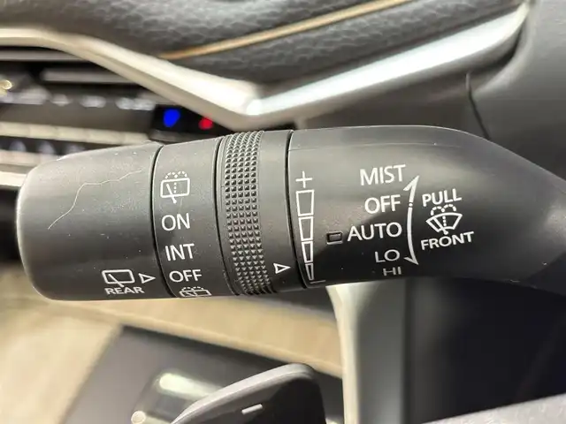 マツダ ＣＸ－６０ 25S Lパッケージ 愛知県 2023(令5)年 2.5万km ロジウムホワイトプレミアムメタリック 純正１２．３インチディスプレイ/サンルーフ/ＢＯＳＥサウンドシステム/３６０°ビューモニター/レーダークルーズコントロール/衝突軽減ブレーキ/車線逸脱警報/ブラインドスポットモニター/クリアランスソナー/ヘッドアップディスプレイ/パワーバックドア/電動パーキングブレーキ/ブレーキホールド/レザーシート/パワーシート【シートメモリー機能付】/ハンドルヒーター/シートヒーター/パドルシフト/前後ドライブレコーダー/ビルトインＥＴＣ/USB＆HDMI入力端子/ＬＥＤヘッドライト/アイドリングストップ/ISOFIX/純正フロアマット/純正20インチアルミホイール