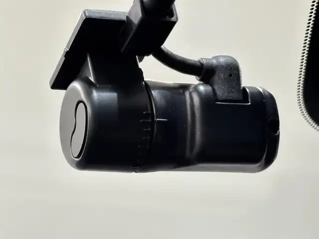 マツダ ＣＸ－６０ 25S Lパッケージ 愛知県 2023(令5)年 2.5万km ロジウムホワイトプレミアムメタリック 純正１２．３インチディスプレイ/サンルーフ/ＢＯＳＥサウンドシステム/３６０°ビューモニター/レーダークルーズコントロール/衝突軽減ブレーキ/車線逸脱警報/ブラインドスポットモニター/クリアランスソナー/ヘッドアップディスプレイ/パワーバックドア/電動パーキングブレーキ/ブレーキホールド/レザーシート/パワーシート【シートメモリー機能付】/ハンドルヒーター/シートヒーター/パドルシフト/前後ドライブレコーダー/ビルトインＥＴＣ/USB＆HDMI入力端子/ＬＥＤヘッドライト/アイドリングストップ/ISOFIX/純正フロアマット/純正20インチアルミホイール