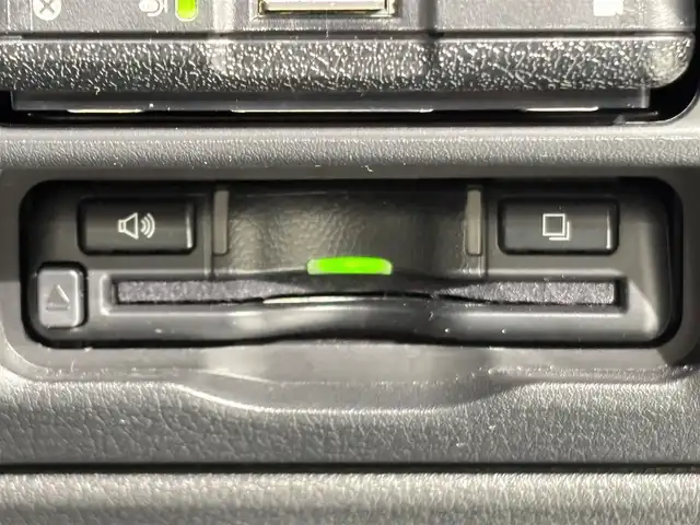 マツダ ＣＸ－６０ 25S Lパッケージ 愛知県 2023(令5)年 2.5万km ロジウムホワイトプレミアムメタリック 純正１２．３インチディスプレイ/サンルーフ/ＢＯＳＥサウンドシステム/３６０°ビューモニター/レーダークルーズコントロール/衝突軽減ブレーキ/車線逸脱警報/ブラインドスポットモニター/クリアランスソナー/ヘッドアップディスプレイ/パワーバックドア/電動パーキングブレーキ/ブレーキホールド/レザーシート/パワーシート【シートメモリー機能付】/ハンドルヒーター/シートヒーター/パドルシフト/前後ドライブレコーダー/ビルトインＥＴＣ/USB＆HDMI入力端子/ＬＥＤヘッドライト/アイドリングストップ/ISOFIX/純正フロアマット/純正20インチアルミホイール