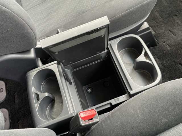 三菱 デリカＤ：５ G－Premium 新潟県 2007(平19)年 10.2万km ジェイドグリーンマイカ/ダークグレーメタリック 4WD/純正HDDナビ/CD/DVD/ミュージックサーバー/フロント/サイド/バックカメラ/ETC/ドライブレコーダー/フリップダウンモニター/クルーズコントロール/両側パワースライドドア/パワーバックドア/パドルシフト/ステアリングスイッチ/コーナーセンサー/スマートキー/キセノンヘッドライト/オートライト/フォグランプ/純正18インチアルミホイール/社外16インチAW冬タイヤ車載