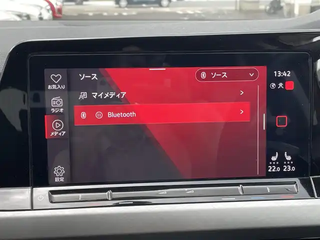 フォルクスワーゲン ＶＷ ゴルフ TDI アクティブアドバンス 岡山県 2022(令4)年 7.2万km 赤 登録時走行距離74176km/純正メーカーナビ/バックカメラ/ETC/前後ドライブレコーダー/プッシュスタート/スマートキー/前後コーナーセンサー/純正17インチAW/純正フロアマット/保証書/取扱説明書/スペアキー
