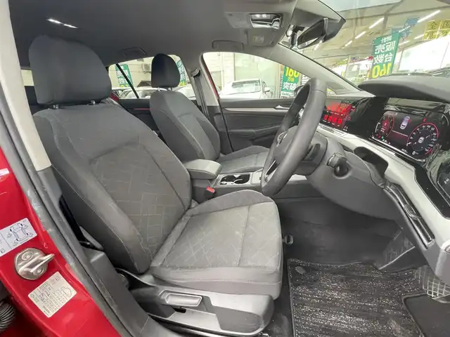 フォルクスワーゲン ＶＷ ゴルフ TDI アクティブアドバンス 岡山県 2022(令4)年 7.2万km 赤 登録時走行距離74176km/純正メーカーナビ/バックカメラ/ETC/前後ドライブレコーダー/プッシュスタート/スマートキー/前後コーナーセンサー/純正17インチAW/純正フロアマット/保証書/取扱説明書/スペアキー