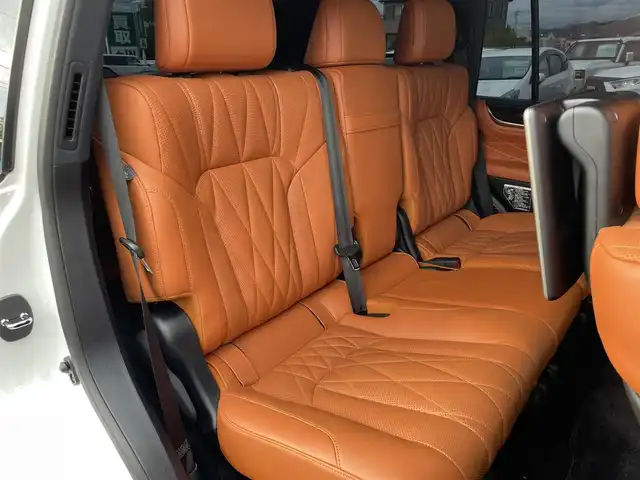 レクサス ＬＸ 570 ブラックシークエンス 愛知県 2019(令1)年 6.8万km ソニッククォーツ モデリスタフロントアンダースポイラー/モデリスタリアアンダースポイラー/モデリスタスポーツマフラー/TRD21インチアルミホイール/純正SDメモリーナビ/全方位カメラ/フルセグTV/リアエンターテイメント/CD/DVD/Blu-ray再生/ETC2.0/Bluetooth/USB/AUX/HDMI接続/パドルシフト/レーダークルーズコントロール/全席パワーシート/3列シート(3列目電動格納)/本革シート/シートヒーター(D/N/2列目)/シートベンチレーション(D/N/2列目)/ステアリングヒーター/サンルーフ/純正フロアマット/パワーバックドア/純正LEDヘッドライト/オートマチックハイビーム/コーナーセンサー/横滑り防止装置/衝突軽減ブレーキ/レーンキープアシスト/ブラインドスポットモニター/電動パーキングブレーキ/ドライブレコーダー(前)/クルールコントロール/アクティブハイトコントロールサスペンション/ヘッドアップディスプレイ/クールボックス/全席オートエアコン