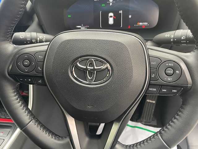 トヨタ ＲＡＶ４ アドベンチャー オフロードPKGⅡ 埼玉県 2023(令5)年 2.6万km スーパーホワイトⅡ ワンオーナー/専用合成皮革シート/純正10.5インチディスプレイオーディオ/　T-Connectナビ/DTV/BT/USB/タイプC/　AppleCarPlay/AndroidAuto/パノラミックビューモニター/トヨタセーフティセンス/　・プリクラッシュセーフティ/　・レーントレーシングアシスト/　・ロードサインアシスト/　・レーダークルーズコントロール/　・ブラインドスポットモニター/　・クリアランスソナー/　・リヤクロストラフィックアラート/　・パーキングサポートブレーキ/マルチテレインセレクト/前後録画機能付きデジタルインナーミラー/運転席パワーシート/前席シートヒーター＆ベンチレーション/ステアリングヒーター/パワーバックドア/アドベンチャー専用19インチAW/ルーフレール/オートハイビーム/ウィンドシールドデアイサー/後席タイプCポート/TRDドアハンドルプロテクター/ラゲージAC100V電源/LEDヘッドライト＆フォグ/ビルトインETC2.0/スマートキー/スペアキー