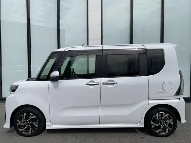 ダイハツ タント カスタム X 大阪府 2022(令4)年 3.2万km シャイニングホワイトパール スマートアシスト　/純正１０インチメモリーナビ　/　・フルセグＴＶ／ＣＤ／ＤＶＤ／ＢＴ／ＭＳＶ　/全方位カメラ　/両側電動パワースライドドア　/シートヒーター　/ＥＴＣ　/前方ドライブレコーダー　/前後コーナーセンサー
