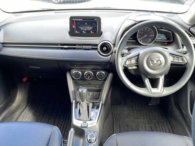 マツダ マツダ２ 15S プロアクティブ Sパッケージ 長野県 2021(令3)年 1.6万km スノーフレイクホワイトパールマイカ 禁煙車/マツダ純正ナビ/FM・AM・DVD・CD/BluetoothAudio/フルセグTV/AppleCarPlay対応/全方位カメラ・バックカメラ/純正15インチアルミホイール/純正前後ドライブレコーダー/衝突被害軽減ブレーキ/ヘッドアップディスプレイ/前後コーナーセンサー/クルーズコントロール/革巻きステアリング/ステアリングスイッチ/アイドリングストップ/純正フロアマット/パドルシフト/LEDヘッドライト/オートライト/プッシュスタート/スマートキー