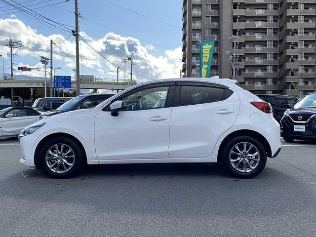 マツダ マツダ２ 15S プロアクティブ Sパッケージ 長野県 2021(令3)年 1.6万km スノーフレイクホワイトパールマイカ 禁煙車/マツダ純正ナビ/FM・AM・DVD・CD/BluetoothAudio/フルセグTV/AppleCarPlay対応/全方位カメラ・バックカメラ/純正15インチアルミホイール/純正前後ドライブレコーダー/衝突被害軽減ブレーキ/ヘッドアップディスプレイ/前後コーナーセンサー/クルーズコントロール/革巻きステアリング/ステアリングスイッチ/アイドリングストップ/純正フロアマット/パドルシフト/LEDヘッドライト/オートライト/プッシュスタート/スマートキー