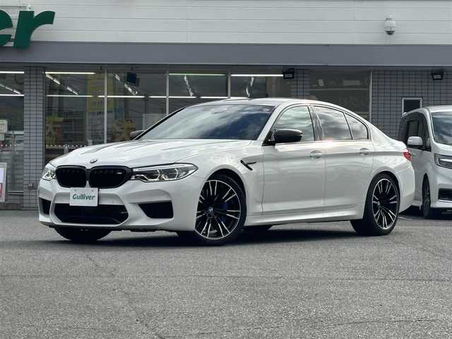 ＢＭＷ Ｍ５ 愛知県 2019(平31)年 4.2万km アルピンホワイトⅢ /禁煙/正規ディーラー車/CFRP製ルーフ//メーカナビ/CD/DVD/BT/フルセグ/MSV/USB//バックカメラ//全方位カメラ//黒革シート//全席シートヒーター//前席エアシート//メモリ付パワーシート//前後ドライブレコーダー//ETC//電動リアゲート//CBC/DSC/PDC//アクティブ・プロテクション//パーキングアシスト//ACC/PCS/LDA/HUD/BSM//前車発進警告機能//後車衝突警告機能//クロストラフィックウォーニング//タイヤ空気圧警告システム//レインセンサー//コンフォートアクセス//オートクロージャードア//後席ロールサンシェード//LEDオートライト//フォグランプ//ハイビームアシスト//アダプティブヘッドライト//本革巻きステアリング//ステアリングスイッチ//ステアリングヒーター//電子制御パーキングブレーキ//ブレーキホールド//オートリトラウインカーミラー//アイドリングストップ//ディスプレイキー//新車時保証書//取扱説明書//ディーラー記録簿//H31/R2/R3/R5/R7