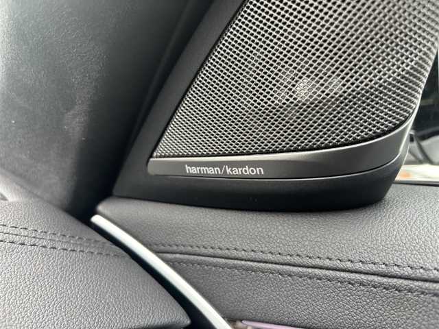 ＢＭＷ Ｍ５ 愛知県 2019(平31)年 4.2万km アルピンホワイトⅢ /禁煙/正規ディーラー車/CFRP製ルーフ//メーカナビ/CD/DVD/BT/フルセグ/MSV/USB//バックカメラ//全方位カメラ//黒革シート//全席シートヒーター//前席エアシート//メモリ付パワーシート//前後ドライブレコーダー//ETC//電動リアゲート//CBC/DSC/PDC//アクティブ・プロテクション//パーキングアシスト//ACC/PCS/LDA/HUD/BSM//前車発進警告機能//後車衝突警告機能//クロストラフィックウォーニング//タイヤ空気圧警告システム//レインセンサー//コンフォートアクセス//オートクロージャードア//後席ロールサンシェード//LEDオートライト//フォグランプ//ハイビームアシスト//アダプティブヘッドライト//本革巻きステアリング//ステアリングスイッチ//ステアリングヒーター//電子制御パーキングブレーキ//ブレーキホールド//オートリトラウインカーミラー//アイドリングストップ//ディスプレイキー//新車時保証書//取扱説明書//ディーラー記録簿//H31/R2/R3/R5/R7