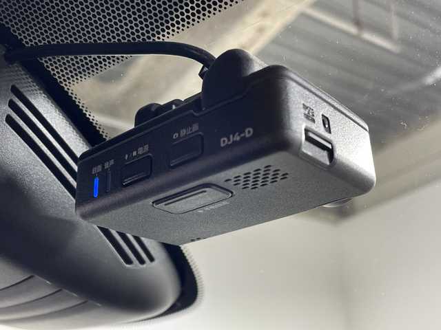 日産 セレナ e－パワー ハイウェイスター V 福岡県 2019(平31)年 5.9万km ブリリアントホワイトパール 2トーン 禁煙車純正10型メモリナビ(フルセグTVDVD/CD/BT)アラウンドビューモニターフリップダウンモニターエマージェンシーブレーキクルコンコーナーセンサー両側パワスラETCドラレコLEDヘッドライトスマートキープッシュスタート