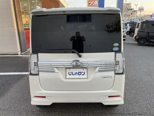 ダイハツ タント カスタム RS トップED SA Ⅲ 千葉県 2017(平29)年 9万km パールホワイトⅢ (株)IDOMが運営する【じしゃロン八千代店】の自社ローン対象車両になります。こちらは現金またはオートローンご利用時の価格です。自社ローンご希望の方は別途その旨お申付け下さい/社外ナビ/ETC/Bluetooth接続/両側パワースライドドア/LEDヘッドライト/スマートアシスト/D席シートヒーター