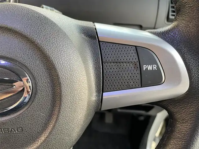 ダイハツ タント カスタム RS トップED SA Ⅲ 千葉県 2017(平29)年 9万km パールホワイトⅢ (株)IDOMが運営する【じしゃロン八千代店】の自社ローン対象車両になります。こちらは現金またはオートローンご利用時の価格です。自社ローンご希望の方は別途その旨お申付け下さい/社外ナビ/ETC/Bluetooth接続/両側パワースライドドア/LEDヘッドライト/スマートアシスト/D席シートヒーター