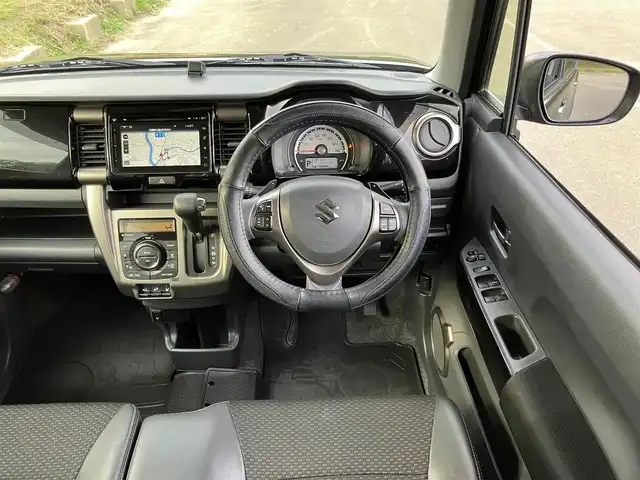 スズキ ハスラー Jスタイル Ⅱ ターボ 福岡県 2016(平28)年 7.4万km ブルーイッシュブラックパール3 4WD/ターボ/デュアルカメラブレーキサポート/誤発進抑制機能/車線逸脱警報/ふらつき警報/先行車発進お知らせ機能/ワンオーナー/純正メモリナビ/　フルセグTV/CD/DVD/Bluetooth/アラウンドビューモニター/ハーフレザーシート/前席シートヒーター/クルーズコントロール/パドルシフト/ステアリングスイッチ/アイドリングストップ/ウィンカーミラー/クルーズコントロール/ドアバイザー/純正ラバーマット/プッシュスタート/ETC/HIDヘッドライト/純正15インチアルミホイール/保証書/取扱説明書