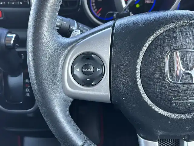 ホンダ Ｎ ＢＯＸ カスタム G ターボSSパッケージ 栃木県 2015(平27)年 7万km スマートブラック CTBA/純正SDナビ/・ワンセグTV/・CD/DVD/BT/・USB/iPod/SD/・AM.FM/バックカメラ/ETC/ドライブレコーダー/クルーズコントロール/両側電動スライドドア/革巻きステアリング/ステアリングスイッチ/パドルシフト/スマートキー/プッシュスタート/HIDヘッドライト/フォグランプ/オートライト/GPSレーダー/純正15インチAW/純正フロアマット/ドアバイザー/リアスモークフィルム/横滑り防止システム/電動格納ウィンカーミラー