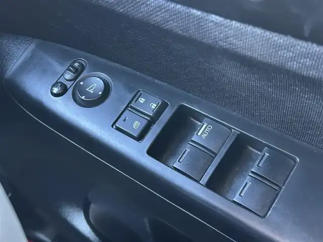 ホンダ Ｎ ＢＯＸ カスタム G ターボSSパッケージ 栃木県 2015(平27)年 7万km スマートブラック CTBA/純正SDナビ/・ワンセグTV/・CD/DVD/BT/・USB/iPod/SD/・AM.FM/バックカメラ/ETC/ドライブレコーダー/クルーズコントロール/両側電動スライドドア/革巻きステアリング/ステアリングスイッチ/パドルシフト/スマートキー/プッシュスタート/HIDヘッドライト/フォグランプ/オートライト/GPSレーダー/純正15インチAW/純正フロアマット/ドアバイザー/リアスモークフィルム/横滑り防止システム/電動格納ウィンカーミラー