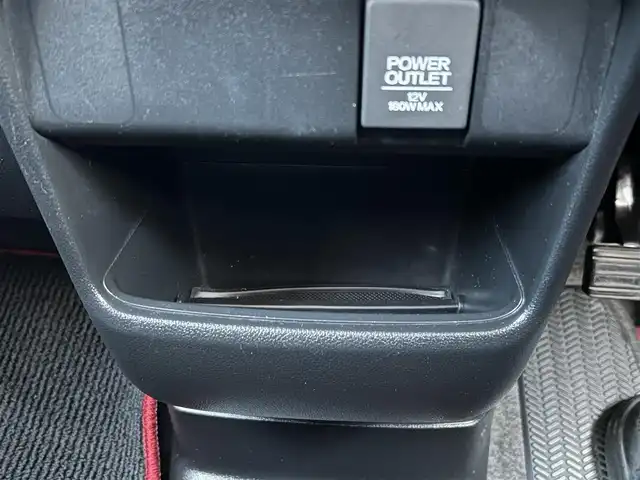 ホンダ Ｎ ＢＯＸ カスタム G ターボSSパッケージ 栃木県 2015(平27)年 7万km スマートブラック CTBA/純正SDナビ/・ワンセグTV/・CD/DVD/BT/・USB/iPod/SD/・AM.FM/バックカメラ/ETC/ドライブレコーダー/クルーズコントロール/両側電動スライドドア/革巻きステアリング/ステアリングスイッチ/パドルシフト/スマートキー/プッシュスタート/HIDヘッドライト/フォグランプ/オートライト/GPSレーダー/純正15インチAW/純正フロアマット/ドアバイザー/リアスモークフィルム/横滑り防止システム/電動格納ウィンカーミラー