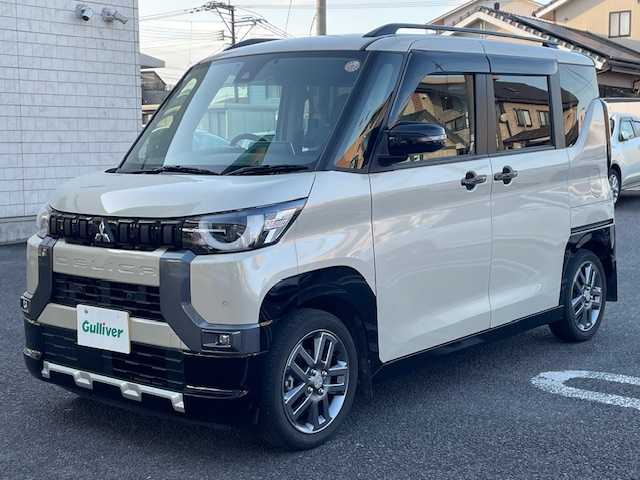 三菱 デリカミニ G プレミアム 大分県 2024(令6)年 2.8万km ベージュⅡ ワンオーナー/純正メモリーナビ/CD/DVD/BT/HDMI/フルセグTV/全方位カメラ/両側パワースライドドア/ハンズフリーオートスライドドア/合皮ハーフレザーシート/前席シートヒーター/ステアリングヒーター/マイパイロット/レーダークルーズコントロール/衝突被害軽減ブレーキシステム［FCM］（歩行者検知付）/踏み間違い衝突防止アシスト［EAPM］/オートマチックハイビーム/標識認識システム［TSR］/先行車発進通知［LCDN］/車線逸脱警報システム［LDW］&車線逸脱防止支援機能［LDP］/ふらつき警報［DAA］/前方衝突予測警報［PFCW］/ナビ連動ドライブレコーダー/LEDヘッドライト/純正15インチAW/ルーフレール/コーナーセンサー/ETC/保証書/取扱説明書/スペアキー