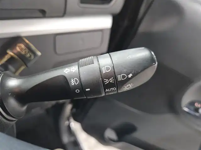ダイハツ タント カスタムX トップED VS SAⅢ 京都府 2019(平31)年 7.5万km ブラックマイカメタリック 純正8型ナビ/フルセグTV/パワースライドドア(両側)/パノラマモニター/ETC/コーナーセンサー/スマートアシスト3/・衝突回避支援ブレーキ機能/・衝突警報機能/・車線逸脱警報機能/・誤発進抑制制御機能/・先行車発進お知らせ機能/・オートハイビーム/ダークメッキ加飾LEDヘッドランプ/ステアリングスイッチ/ハーフレザーシート/運転席シートヒーター/純正14インチアルミホイール/キーフリーシステム/プッシュボタンスタート/イモビライザー/禁煙車