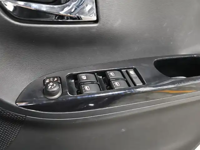 ダイハツ タント カスタムX トップED VS SAⅢ 京都府 2019(平31)年 7.5万km ブラックマイカメタリック 純正8型ナビ/フルセグTV/パワースライドドア(両側)/パノラマモニター/ETC/コーナーセンサー/スマートアシスト3/・衝突回避支援ブレーキ機能/・衝突警報機能/・車線逸脱警報機能/・誤発進抑制制御機能/・先行車発進お知らせ機能/・オートハイビーム/ダークメッキ加飾LEDヘッドランプ/ステアリングスイッチ/ハーフレザーシート/運転席シートヒーター/純正14インチアルミホイール/キーフリーシステム/プッシュボタンスタート/イモビライザー/禁煙車