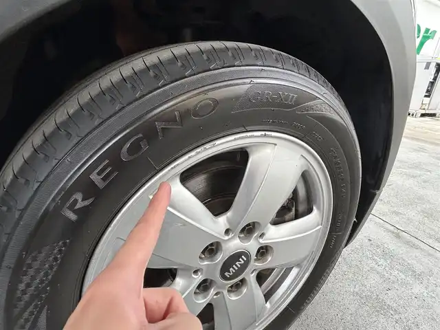 ＭＩＮＩ ミニ クーパー 東京都 2014(平26)年 3.6万km 赤Ⅱ ディーラー車/純正ナビ/バックカメラ/純正１５インチアルミ/ETC/キーレス/フォグランプ/アイドリングストップ/電動格納ミラー/Wエアバック/ABS/取説