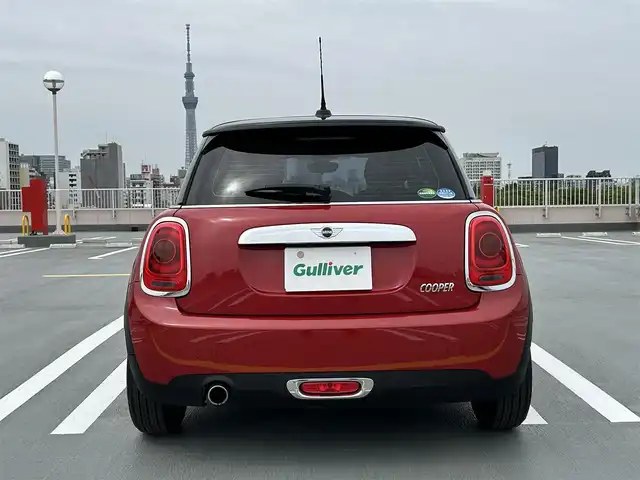 ＭＩＮＩ ミニ クーパー 東京都 2014(平26)年 3.6万km 赤Ⅱ ディーラー車/純正ナビ/バックカメラ/純正１５インチアルミ/ETC/キーレス/フォグランプ/アイドリングストップ/電動格納ミラー/Wエアバック/ABS/取説