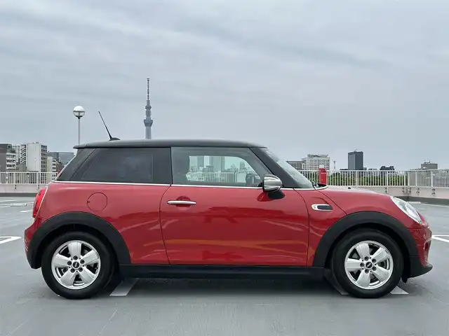 ＭＩＮＩ ミニ クーパー 東京都 2014(平26)年 3.6万km 赤Ⅱ ディーラー車/純正ナビ/バックカメラ/純正１５インチアルミ/ETC/キーレス/フォグランプ/アイドリングストップ/電動格納ミラー/Wエアバック/ABS/取説