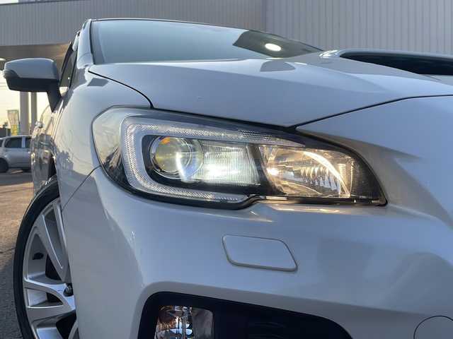 スバル レヴォーグ 1．6GT アイサイト Sスタイル 道北・旭川 2016(平28)年 7.8万km クリスタルホワイトP ワンオーナー/4WD/社外SDナビ/（BT/フルセグ/CD/DVD）/バックカメラ/社外AW冬タイヤ積載（215/50/R17）2024年溝7/追従型クルーズコントロール/アイサイトVer.3/プリクラッシュセーフティ/ツーリングアシスト/横滑り防止装置/レーンキープアシスト/革巻きステアリング/アイドリングストップ/衝突被害軽減システム/ダウンヒルアシストコントロール/盗難防止装置/ETC/オートライト/LEDヘッドライト/ドアバイザー/フォグランプ/電動格納ミラー/ライトレベライザー/純正フロアマット/保証書