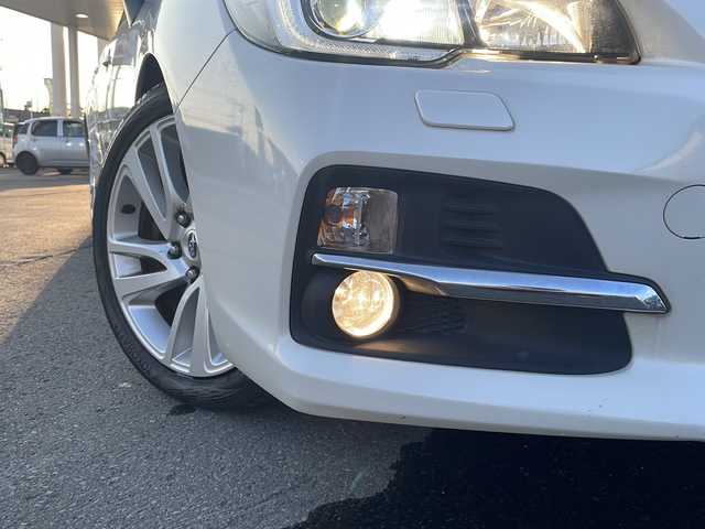 スバル レヴォーグ 1．6GT アイサイト Sスタイル 道北・旭川 2016(平28)年 7.8万km クリスタルホワイトP ワンオーナー/4WD/社外SDナビ/（BT/フルセグ/CD/DVD）/バックカメラ/社外AW冬タイヤ積載（215/50/R17）2024年溝7/追従型クルーズコントロール/アイサイトVer.3/プリクラッシュセーフティ/ツーリングアシスト/横滑り防止装置/レーンキープアシスト/革巻きステアリング/アイドリングストップ/衝突被害軽減システム/ダウンヒルアシストコントロール/盗難防止装置/ETC/オートライト/LEDヘッドライト/ドアバイザー/フォグランプ/電動格納ミラー/ライトレベライザー/純正フロアマット/保証書