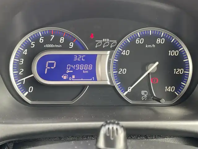 日産 デイズ ハイウェイスターX 佐賀県 2016(平28)年 5万km チタニウムグレーメタリック 純正ディスプレイオーディオ/・AM/FM/USB/Bluetooth/アラウンドビューモニター(ディスプレイ/ルームミラー内蔵)/前方ドライブレコーダー/ETC/エマージェンシーブレーキ/横滑り防止装置/アイドリングストップ/革巻きステアリング/純正14インチアルミホイール/純正キセノンヘッドライト/純正フォグランプ/純正フロアマット/純正ドアバイザ―/取扱説明書/スペアキー１本
