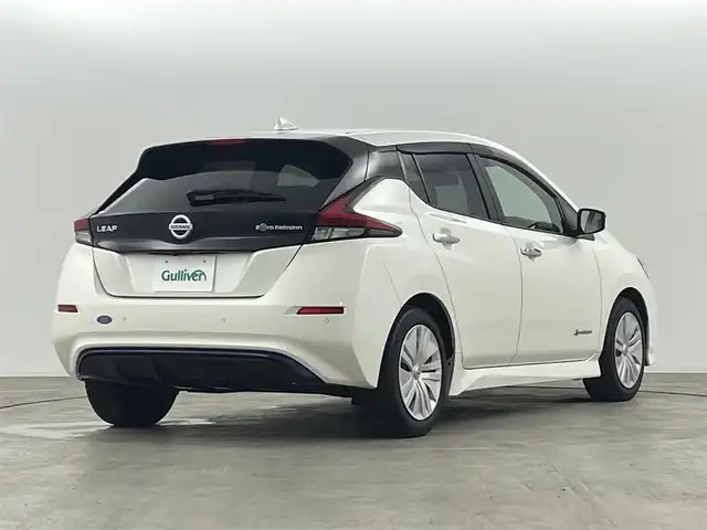 日産 リーフ S 福島県 2020(令2)年 5.2万km ブリリアントホワイトパール ワンオーナー　/純正ＳＤナビ　/【AM/FM/DVD/CD/Bluetooth/フルセグ】/型番:MJ119D-W/衝突被害軽減システム　/・車線逸脱警報/・踏み間違い防止/バックカメラ　/ＥＴＣ　/前席シートヒーター　/ステアリングヒーター　　/クルーズコントロール　/ステアリングスイッチ　/オートマッチクハイビーム　/スマートキー/・プッシュスタート/・スペアキー/オートマッチクハイビーム/・LEDライト/・フォグライト/ウィンカーミラー/・オートミラー