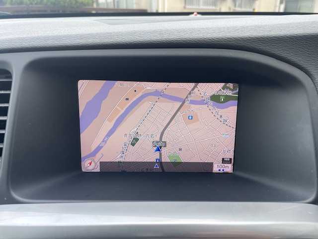 ボルボ Ｖ６０ D4 クラシック 愛知県 2017(平29)年 6.5万km クリスタルホワイトP バックカメラ/サンルーフ/社外ＥＴＣ/追従クルーズコントロール/ＢＬＩＳ/前方ドライブレコーダー/後方コーナーセンサー/純正HDDナビ/SD/Bluetooth/iPod/AUX/パワーシートD＋N/シートヒーターD＋N/パドルシフト/MTモード付きAT/ABS/横滑り防止装置/レーンキープアシスト/オートライト/オートマチックハイビーム/スペアキー/スマートキー/保証書/取扱説明書