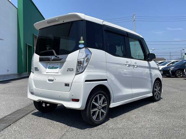 日産 デイズ ルークス ハイウェイスター Gターボ 岐阜県 2018(平30)年 2.7万km ホワイトパール /メーカー純正ナビ/(BT/フルセグTV/CD/FM/AM)//クルーズコントロール//エマージェンシーブレーキ//アラウンドビューモニター//両側パワースライドドア//バックカメラ//オートマチックハイビーム//オートライト//ETC//スペアキー×1//シガーソケット//アイドリングストップ