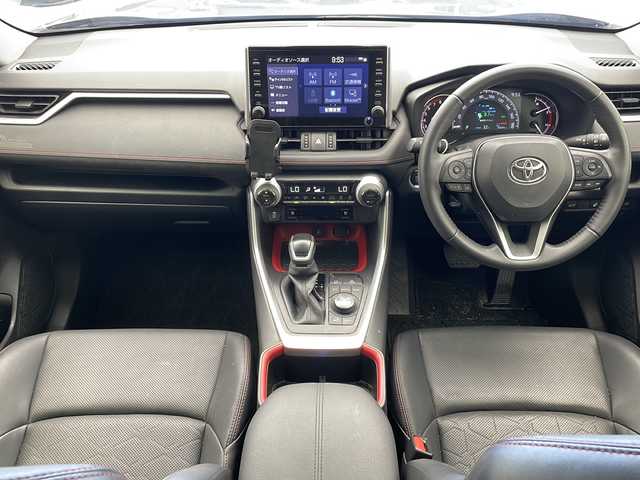 トヨタ ＲＡＶ４ アドベンチャー オフロードPKG 沖縄県 2022(令4)年 3.1万km グレーメタリック 純正ディスプレイオーディオ/フルセグＴＶ/Bluetooth接続/バックカメラ/ドライブレコーダー/ＥＴＣ/ＢＳＭ/トヨタセーフティセンス/・衝突被害軽減ブレーキ (プリクラッシュセーフティ)																									/・ハンドル操作サポート (レーントレーシングアシスト)																									/・追従ドライブ支援機能 (レーダークルーズコントロール)																									/・車線はみ出しアラート (レーンディパーチャーアラート)																									/・自動ハイビーム (オートマチックハイビーム)																									/レザーシート/メモリ付パワーシート/シートヒーター/シートクーラー/ＬＥＤヘッドライト/オートライト/パワーバックドア/クルーズコントロール/JAOSプロテクターキット/電動格納ウィンカーミラー/コーナーセンサー/ダウンヒルアシスト/純正フロアマット/純正18インチアルミホイール/スマートキー/プッシュスタート